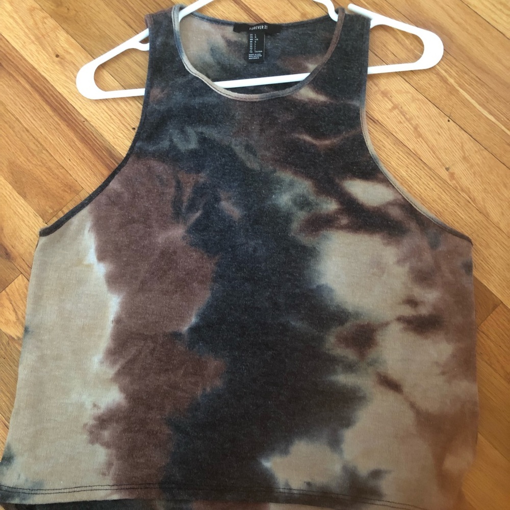 Bundle of 2 tops forever 21 and twinkle